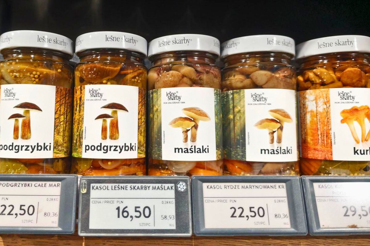 Na lotnisku znalazłam suszone grzyby. Uwagę od razu zwróciła cena