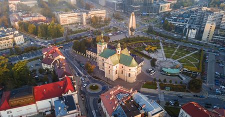 Pogoda w Rzeszowie. Prognoza na środę 31 grudnia. Mróz, poranny śnieg i dość silny wiatr
