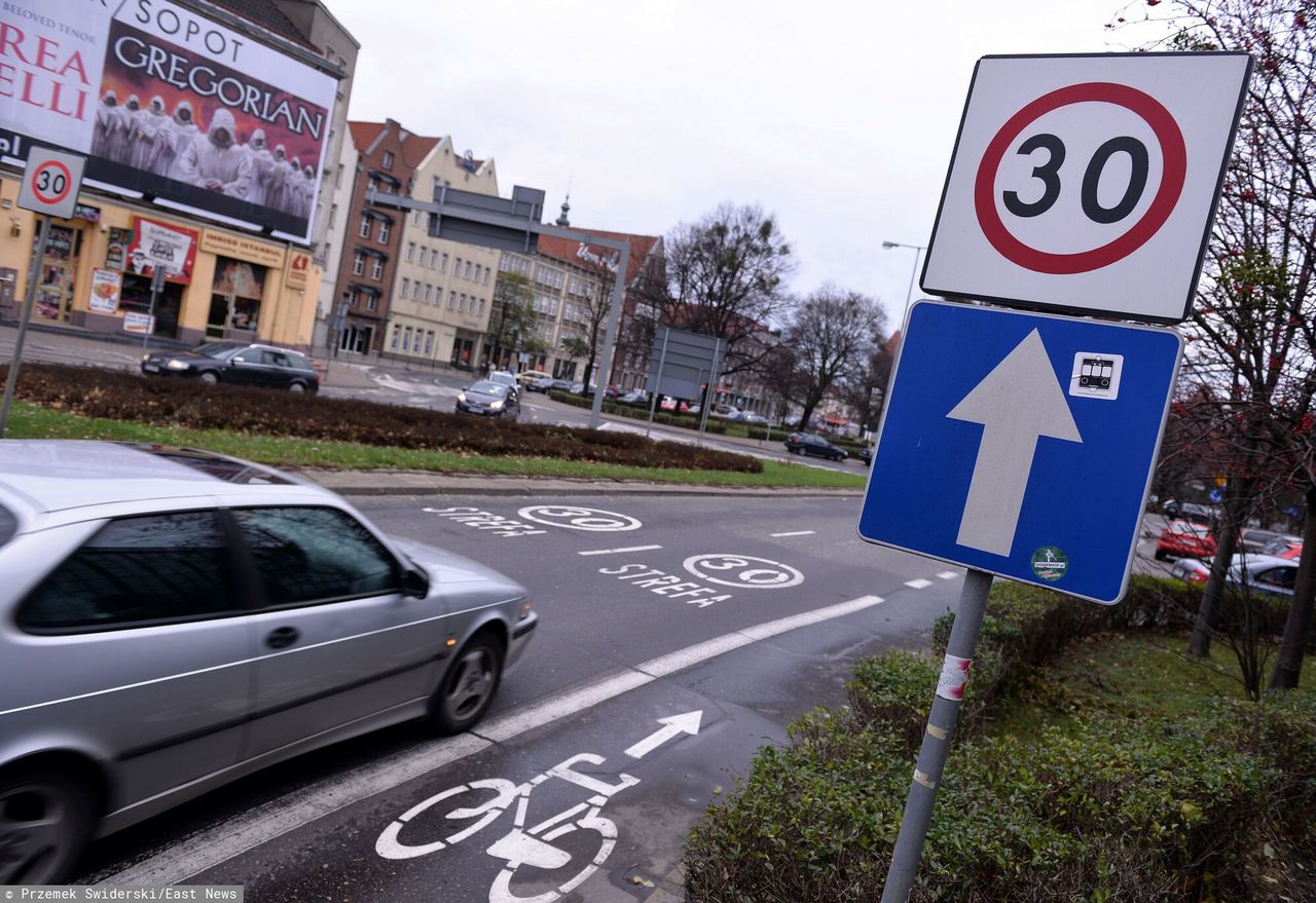 Strefa Tempo 30 w Warszawie. Ruszyły konsultacje społeczne