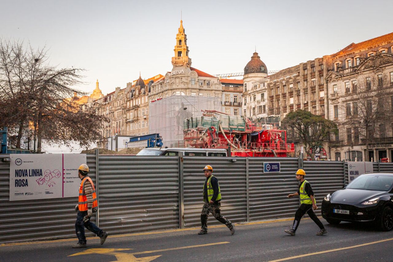 Medieval bridge unearthed during Porto's Pink Line metro project