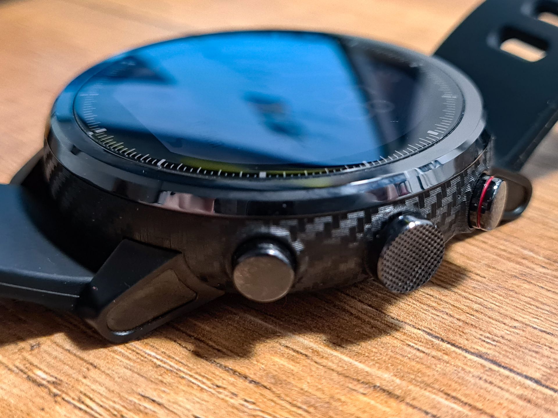 Test Amazfit Stratos: Solidny średniak nie tylko dla sportowców 4