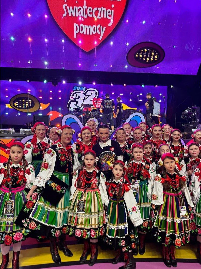 Katarzyna Sokołowska wspiera WOŚP z partnerem i synkiem