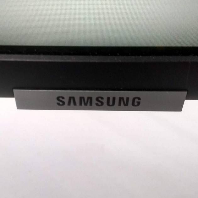 Samsung 49NU7172