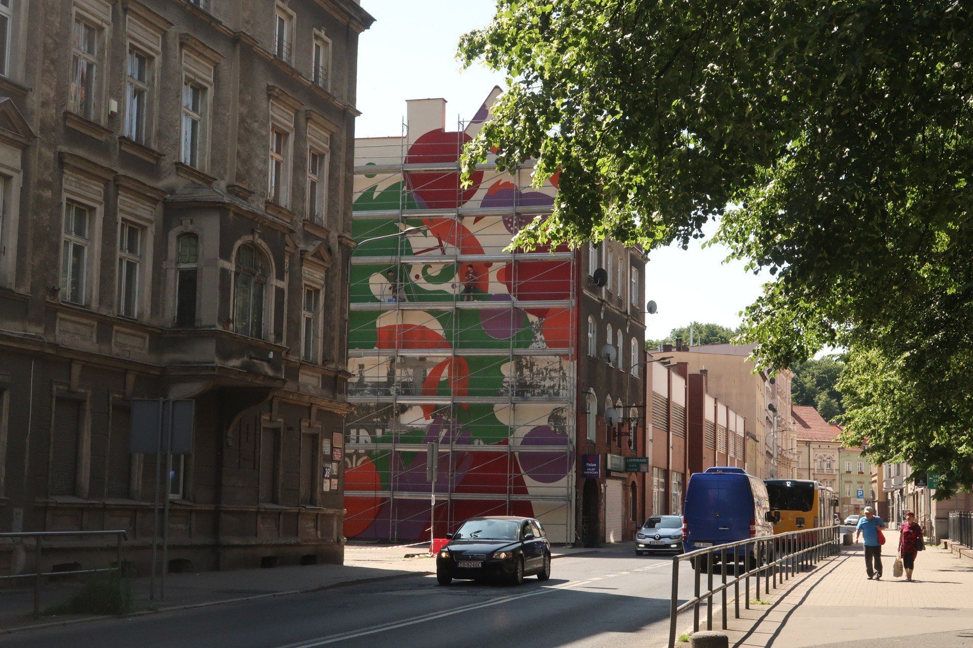 Mural w miejsce dawnej reklamy