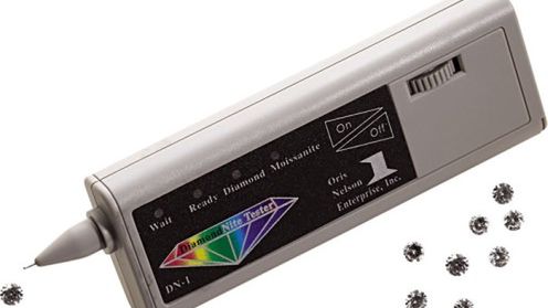 Kieszonkowy wykrywacz diamentów 1