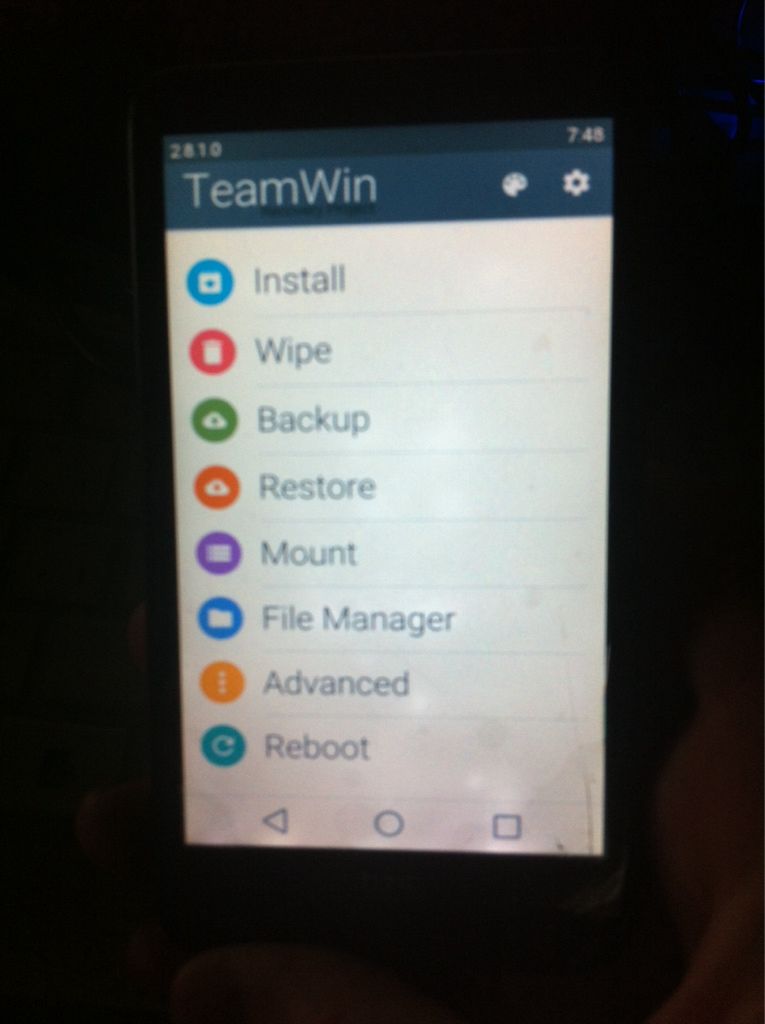 W skrócie: CyanogenMod 12, Kodak Instamatic 5 na wideo i HTC HD2 z Lollipopem 5