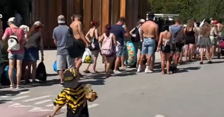 Kolejka nie miała końca. Taki widok w Krakowie