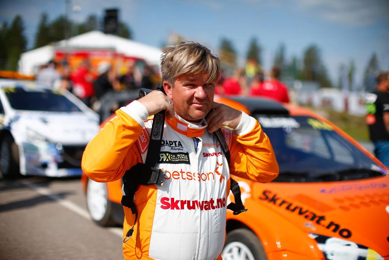 Tam gdzie Petter, tam i jego starszy brat Henning Solberg.