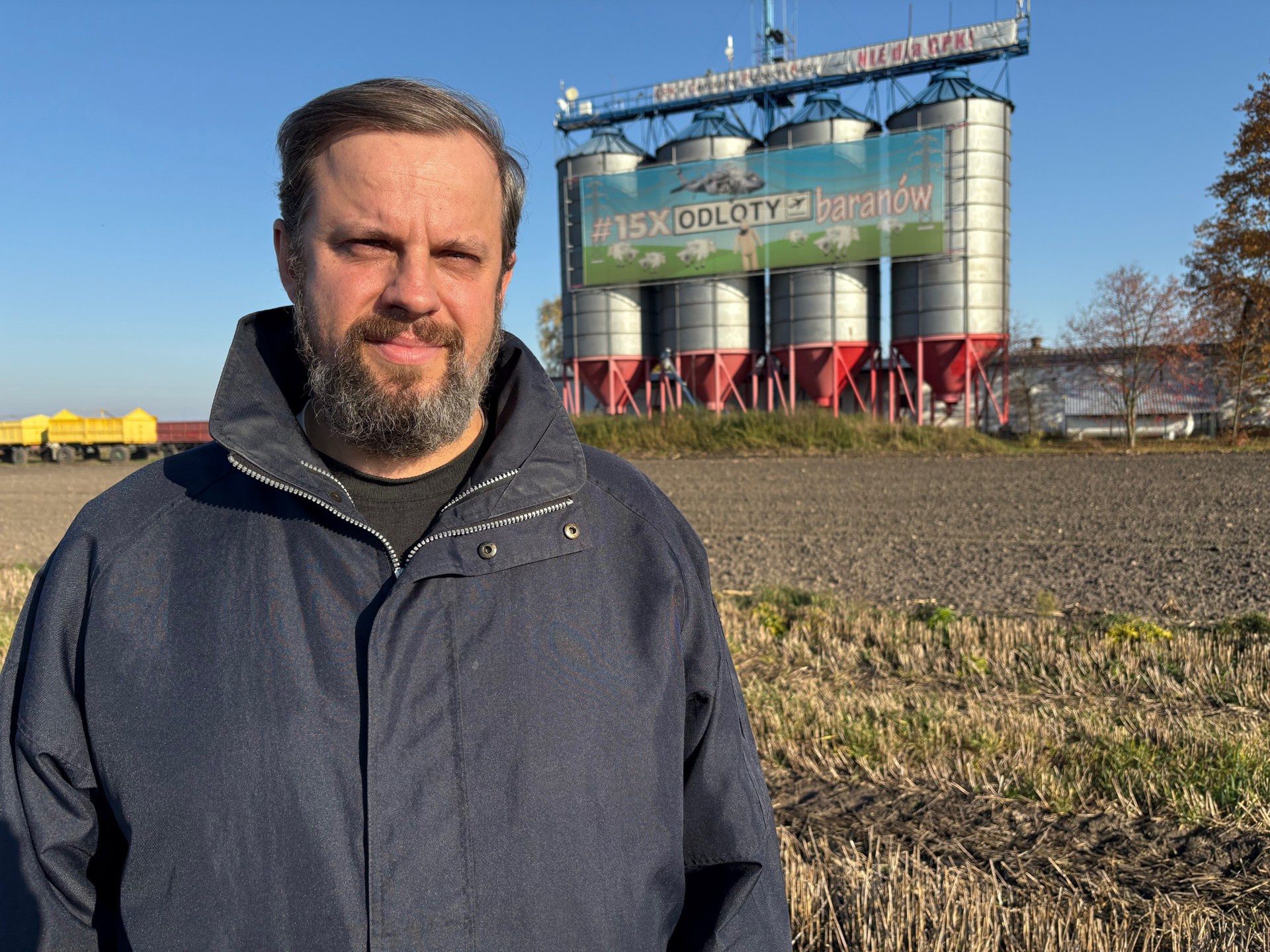 Sołtys wsi Skrzelew Kamil Szymańczak 