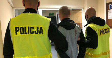 Rodzina broniła go przed policją. 36-latek zrobił coś niewiarygodnego