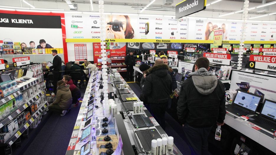 Grupa AB jest jednym z największych podmiotów prowadzących działalność dystrybucyjną w branży IT w regionie Środkowej Europy obejmującym Polskę, Czechy i Słowację.