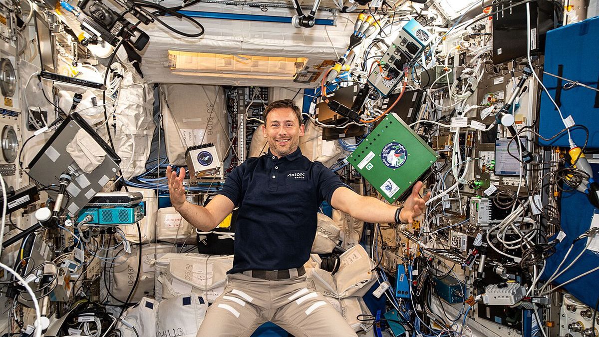 Sławosz Uznański dostanie lepszą pensję tuż po lądowaniu