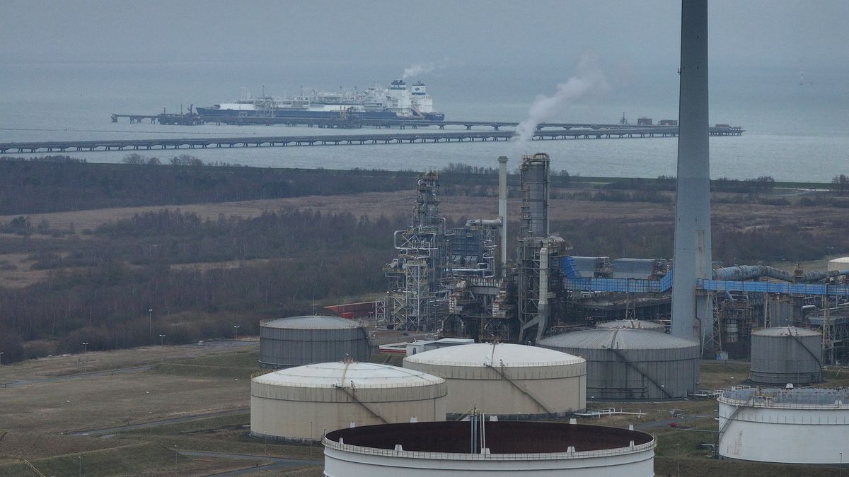 Niemcy mają mniej gazu w magazynach. Eskperci: może zabraknąć