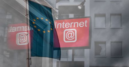 Koniec baniek cyfrowych na Facebooku i w bibliotece Netflixa, a złośliwa moderacja na Wykopie będzie nielegalna