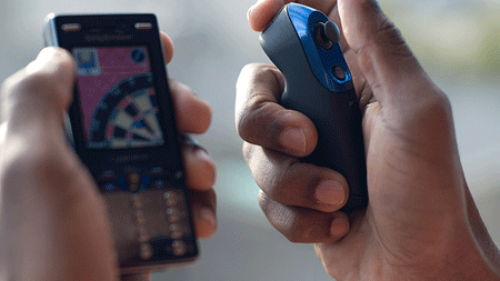 Zeemote JS1 V3 współpracuje z Sony Ericssonem 1