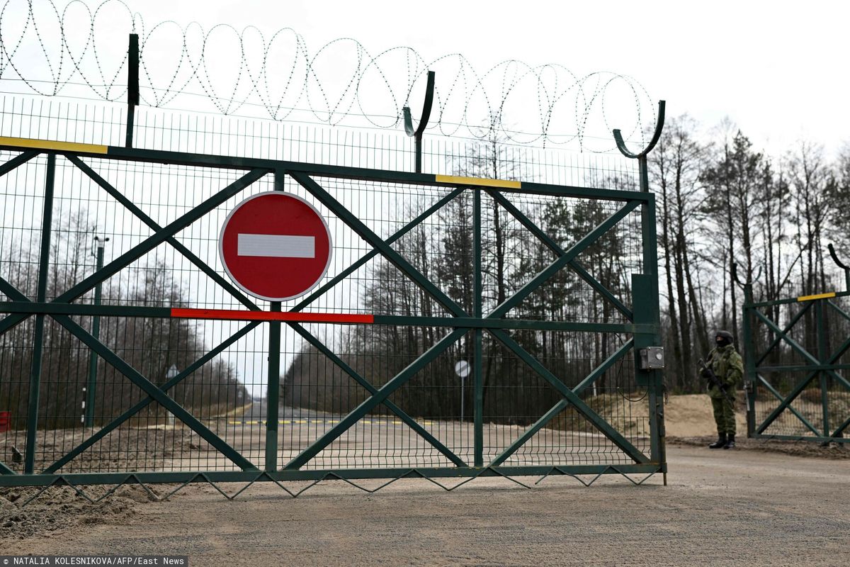 Białorusini kuszą barszczem. Absurdalna sytuacja na granicy