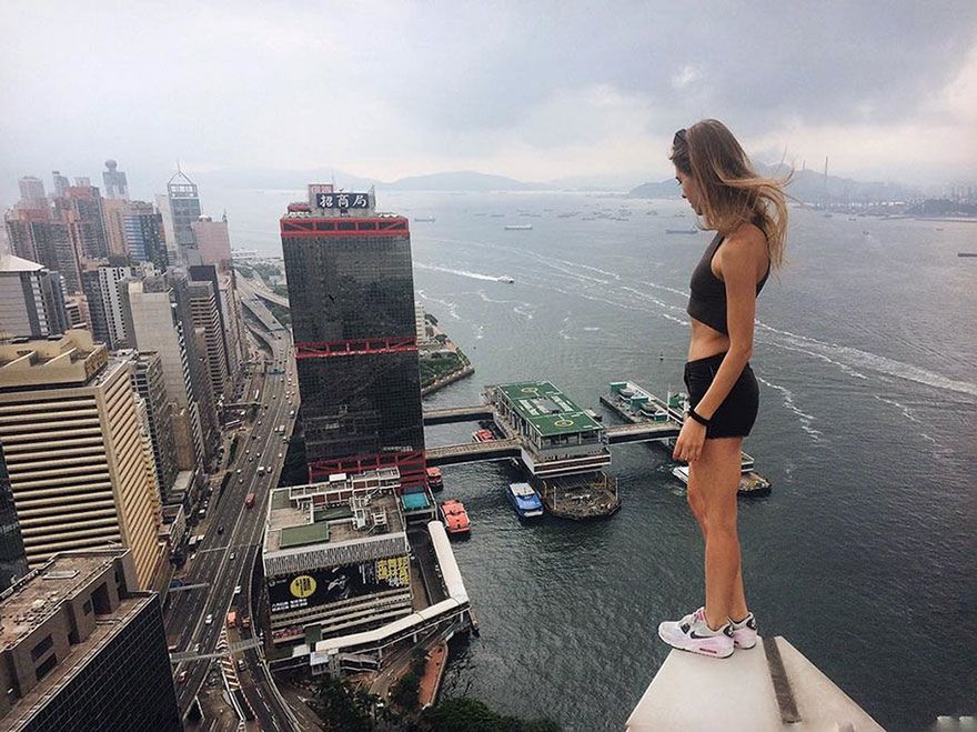 Szalona Rosjanka i jej niesamowite selfie. Od tych widoków może zakręcić się w głowie! 9