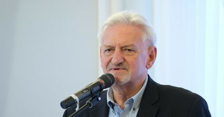 Koronawirus - wzrost zakażeń. Prof. Andrzej Horban o przebiegu epidemii