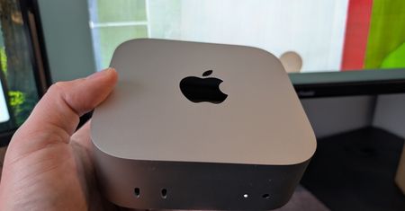 Apple rezygnuje z taniego Maca. Sprzęt znika ze sklepów