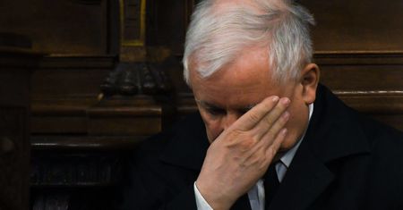 Jarosław Kaczyński łapie się za głowę? Ten sondaż mówi wiele
