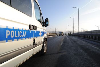 Lubin: Ukradli auto i wezwali lawetę