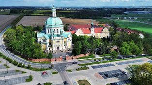 Piaski: Planują dorzucić się do prac przy bazylice. Taka kwota znalazła się w uchwale...