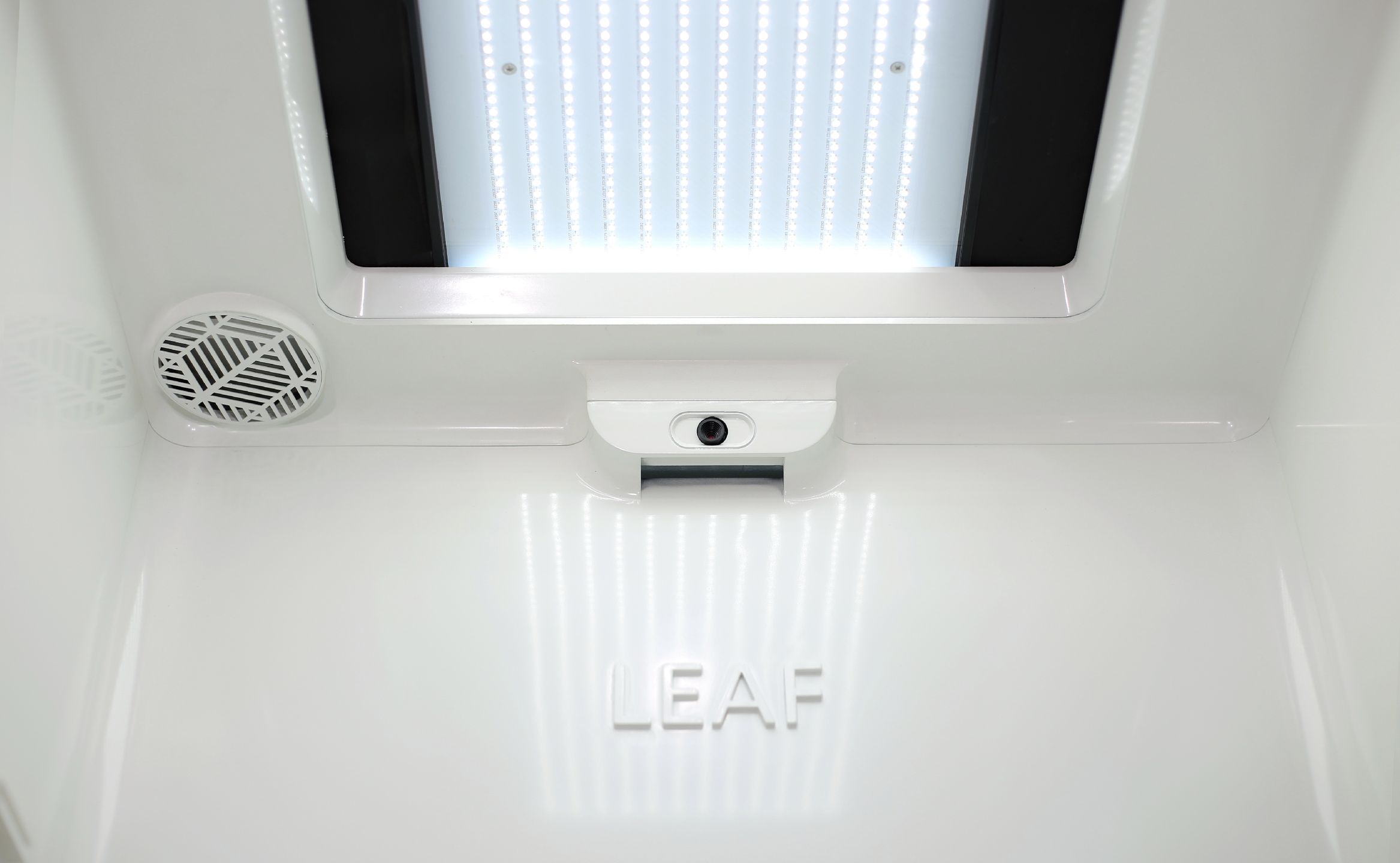 Leaf: domowa fabryka marihuany sterowana smartfonem, czyli plug-and-plant 8
