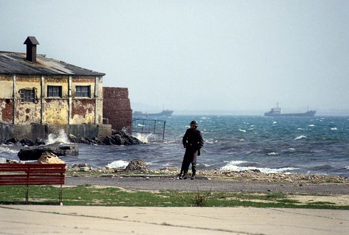 Albania 1991 © Chris Niedenthal