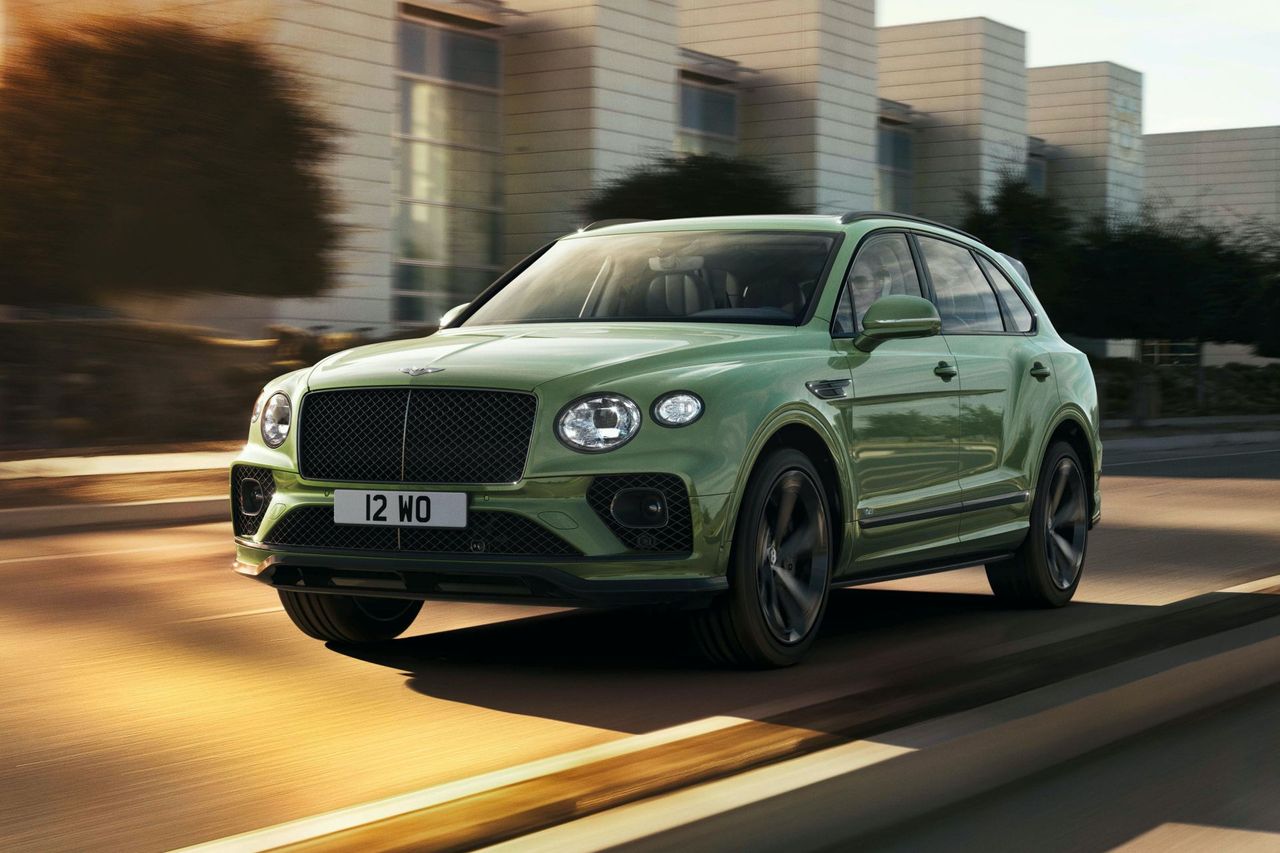 Bentley Bentayga zyskał nowe multimedia i tylne światła, jak z Continentala GT