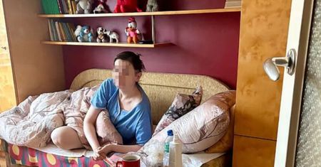 Przestali otwierać drzwi. Mirella znów żyje w zamknięciu