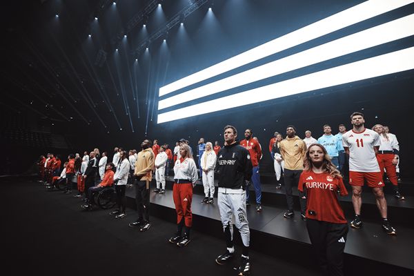 Prezentacja strojów adidas, Paryż