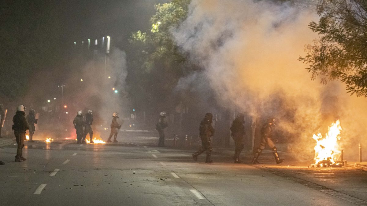 Starcia w Grecji - zdjęcie ilustracyjne