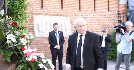 Duże zmiany w rządzie i w sztabie PiS. Nieoficjalne informacje