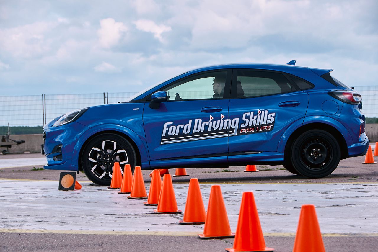 Bezpłatne szkolenia z bezpieczeństwa jazdy Ford Driving Skills For Life