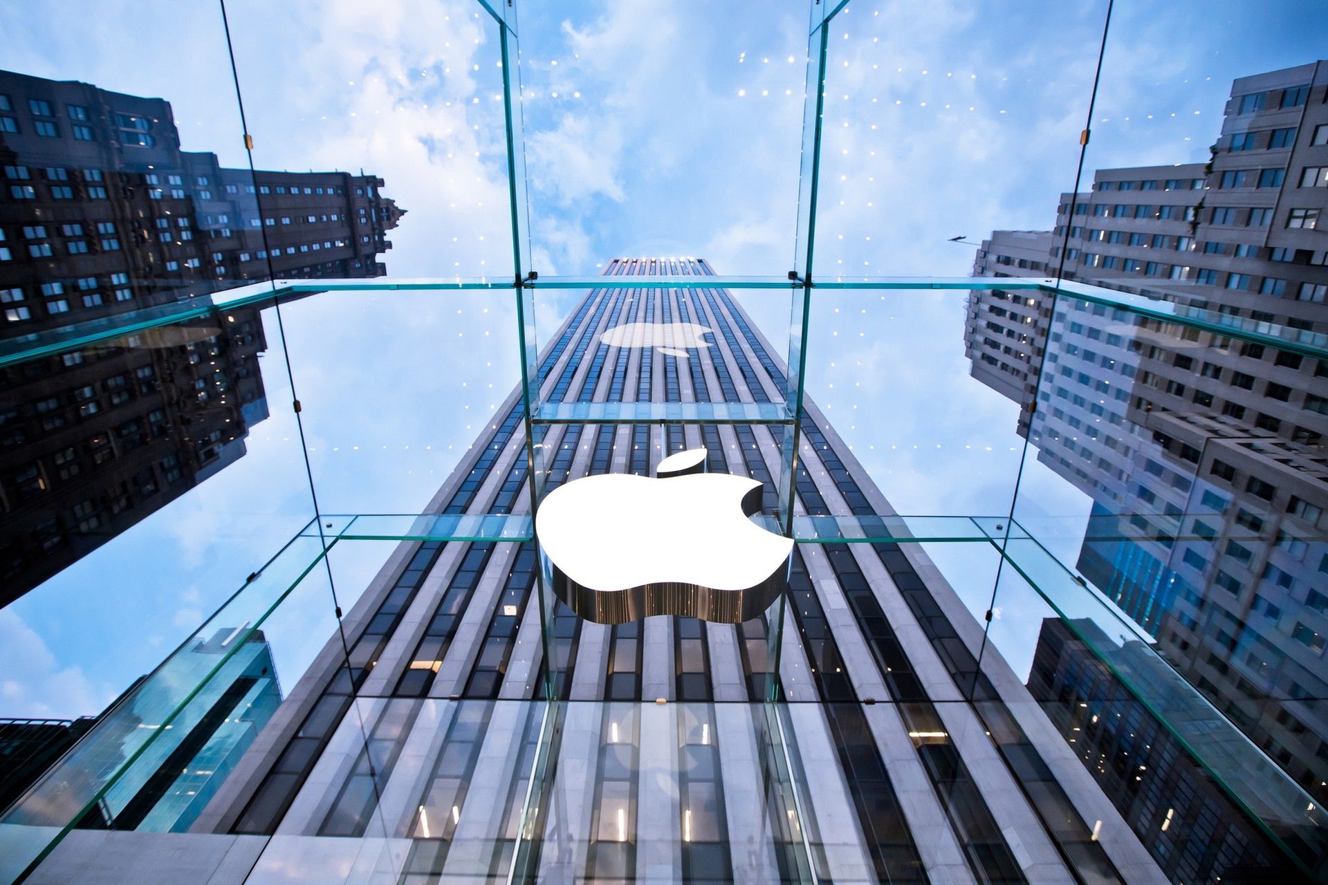 Narzekasz, że komputery Apple’a są drogie? Nieprawda! Są tańsze od pecetów 1
