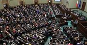 Gorący dzień w Sejmie. Transmisja na żywo