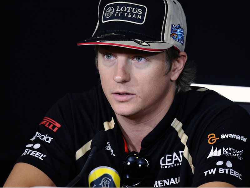 Kimi Raikkonen przedłużył kontrakt z Lotusem