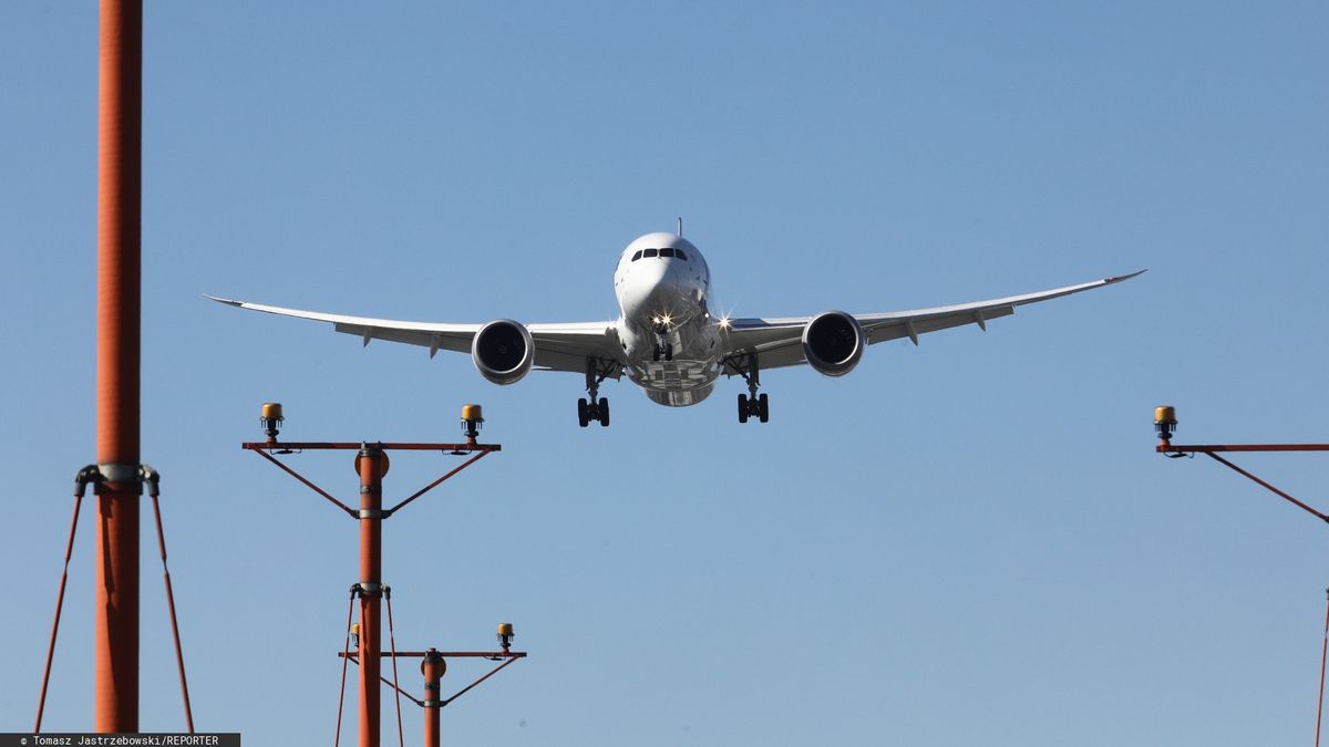 Ruch lotniczy w Europie zamarł. Spadki w porównaniu z poprzednim rokiem wynoszą nawet 90 proc.