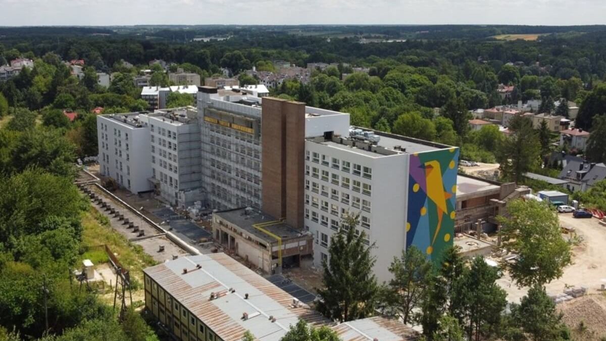 Budowa Hotelu Arche Nałęczów w dawnym Sanatorium Milicyjnym