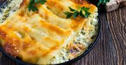 Włoskie cannelloni ze szpinakiem zapiekane żółtym serem