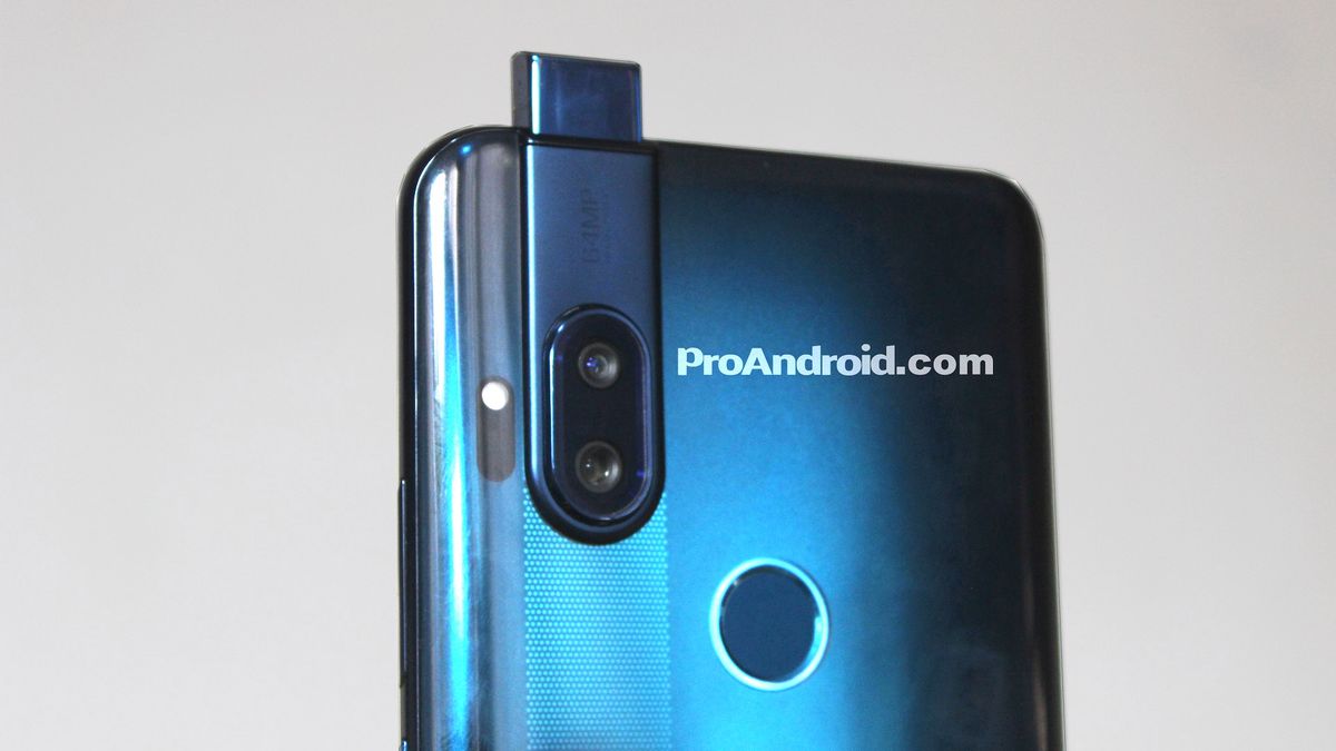 Motorola One Hyper z wysuwanym aparatem zapowiedziana. Podsumowujemy przecieki 1