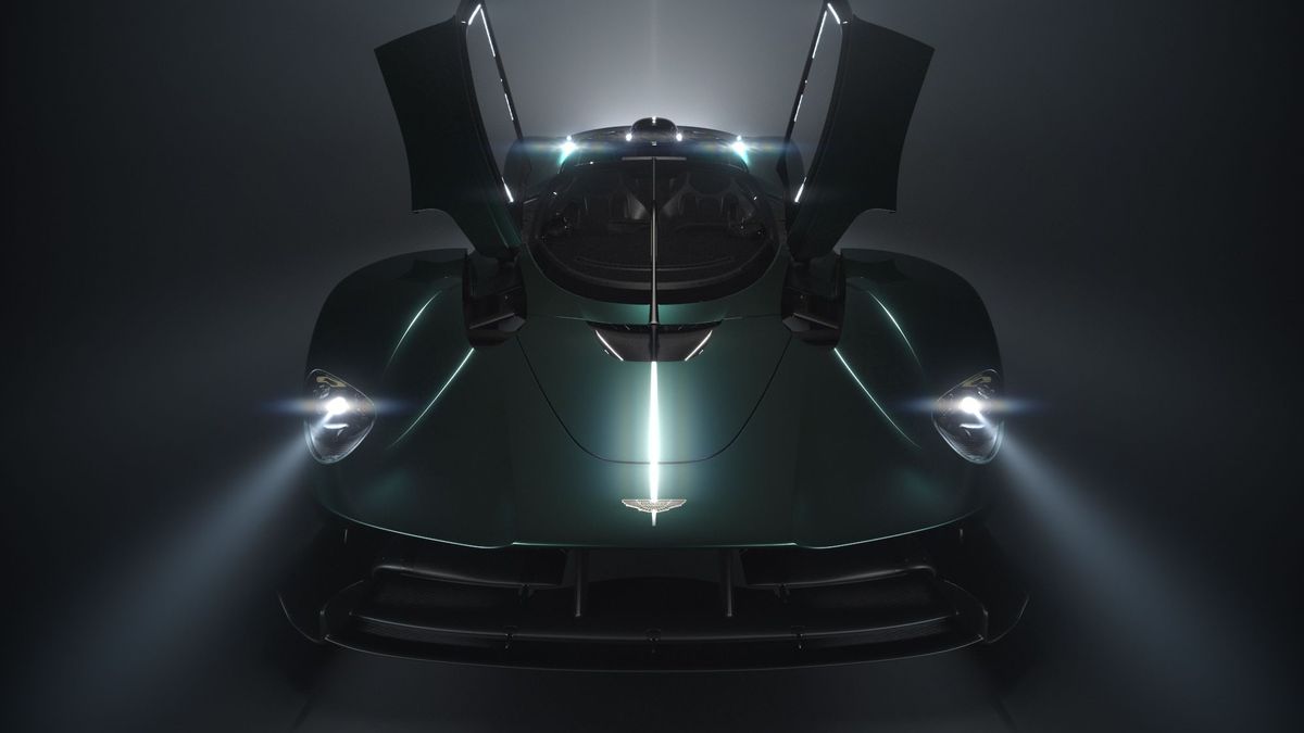 Wersja Roadster straciła drzwi typu gullwing