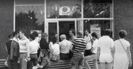 14 pytań z wiedzy o czasach PRL-u. Odpowiedz "prawda" lub "fałsz"