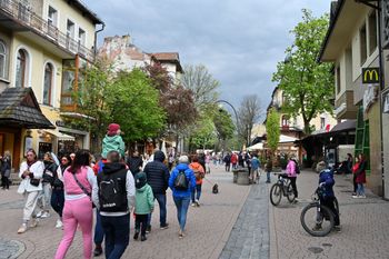Wielkanoc w Zakopanem kusi turystów. Branża patrzy na ceny paliw