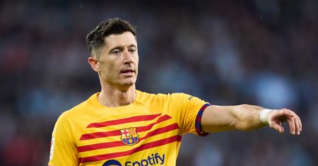 Wystarczył jeden wpis. Mama Lewandowskiego dolała oliwy do ognia