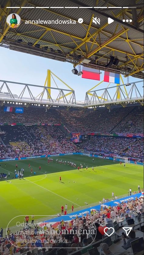 Anna Lewandowska nadaje z meczu Polska-Francja