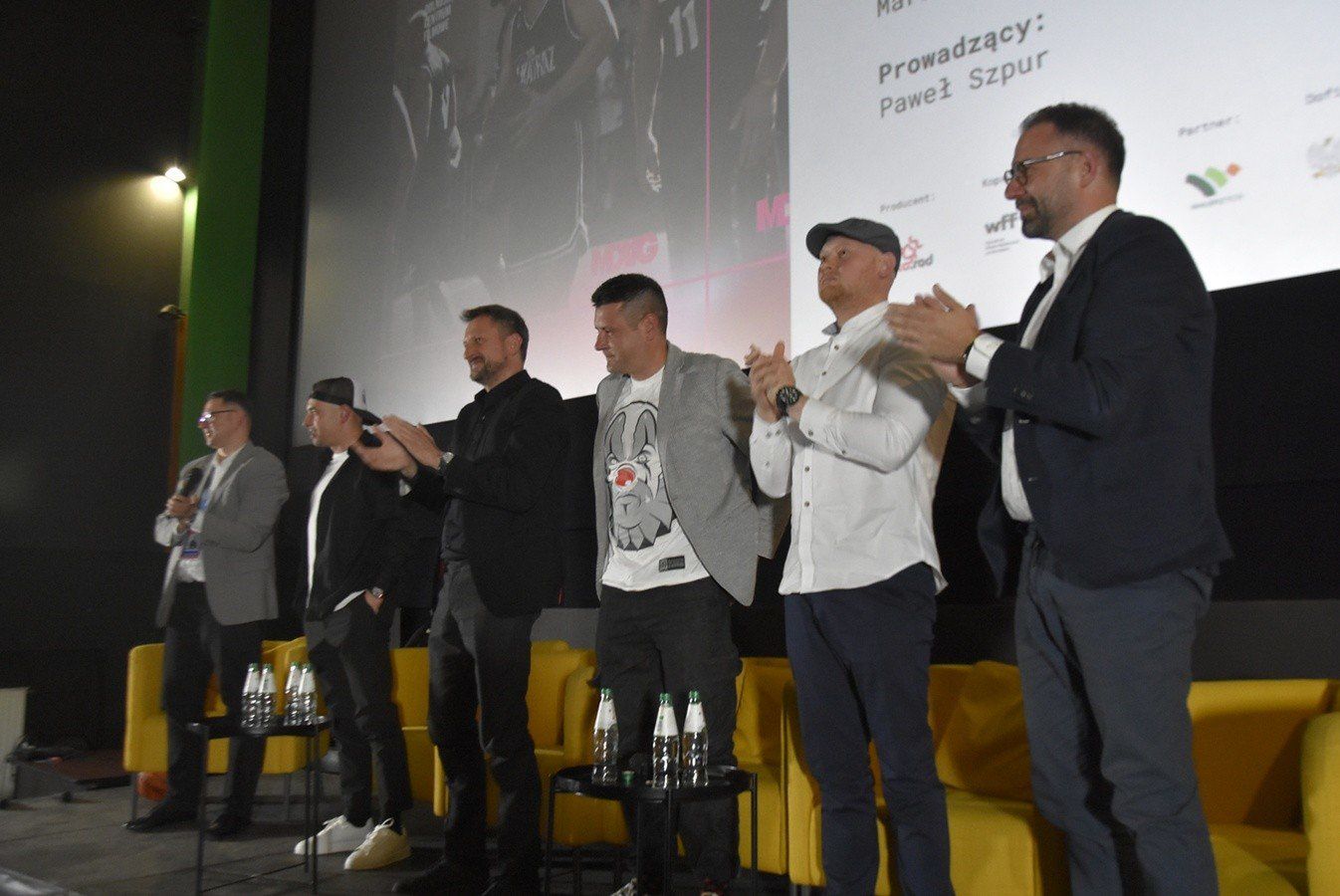 "Ucieczka do Alkatraz” w Wałbrzychu. Film o pasjonatach koszykówki