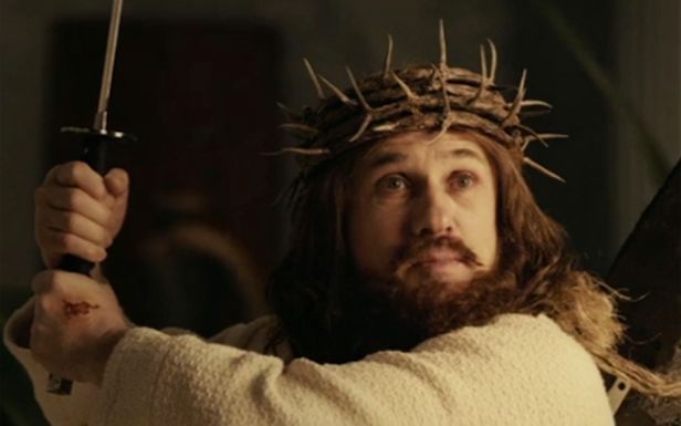 "Djesus Uncrossed", czyli Waltz szaleje w "SNL" (Fot. NBC)