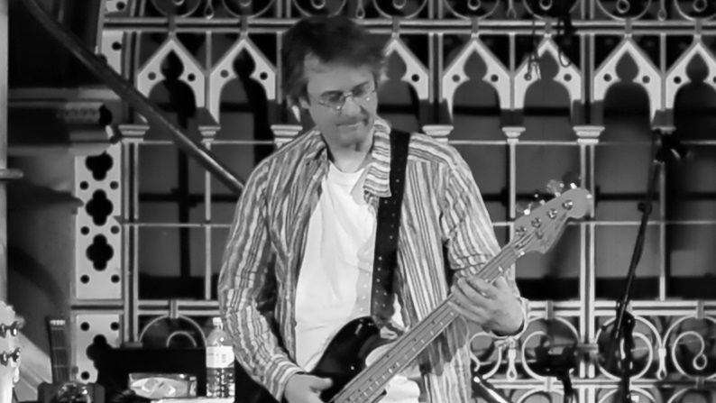 Matthew Seligman na scenie w 2010 r.