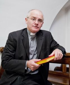 Afera po wpisie jezuity o Smoleńsku. "Zamęt i zgorszenie"